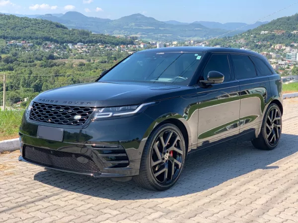 Dịch vụ thay Kính chắn gió xe Range Rover Velar tận nơi
